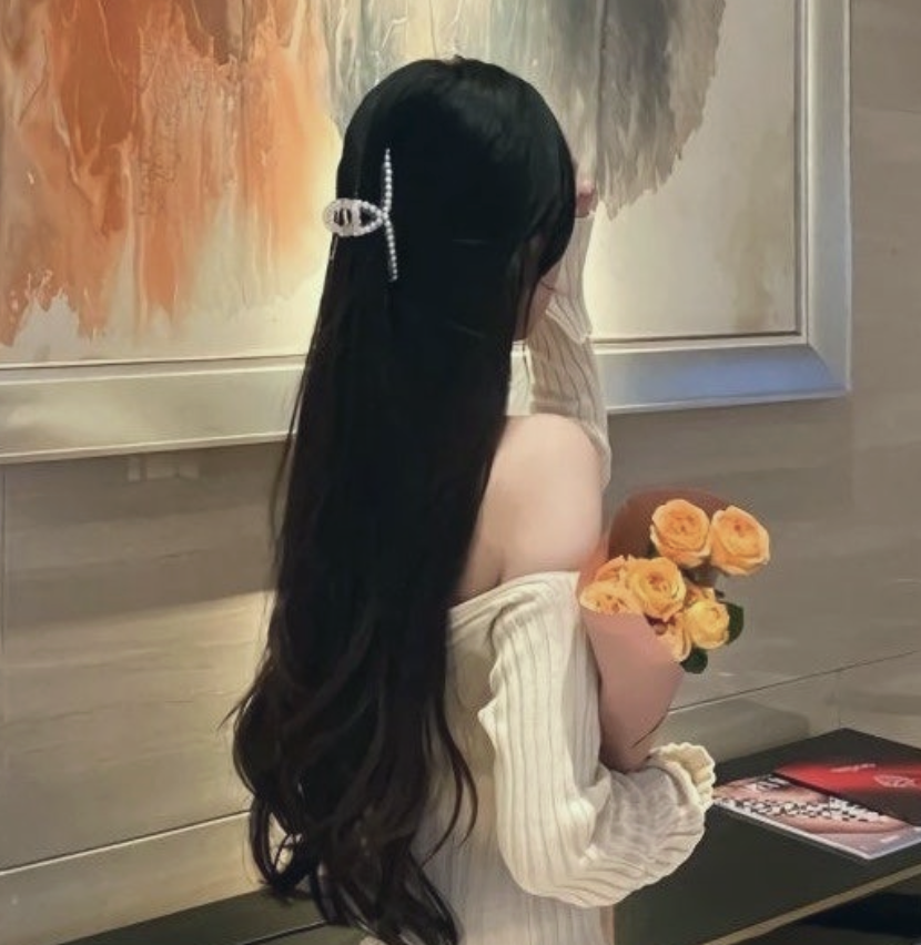 20대 초반에 디지털 노마드를 이룬 인플즈 비키